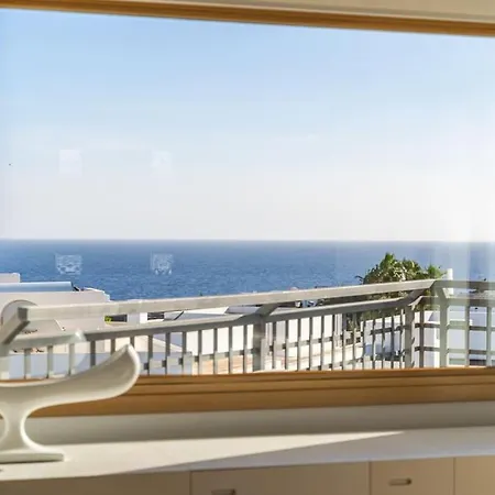 Blasco By Buenavilla * プエルト・カレロ