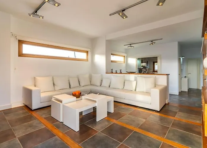 Vila Blasco By Buenavilla *