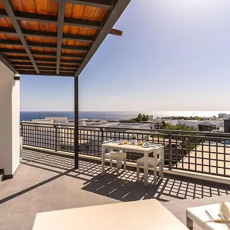 Blasco By Buenavilla *